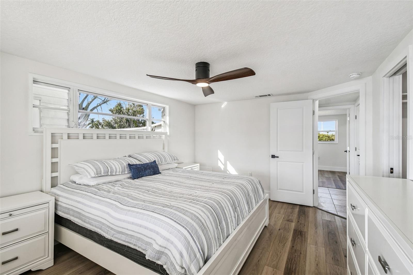 LEISURE BEACH - Residential