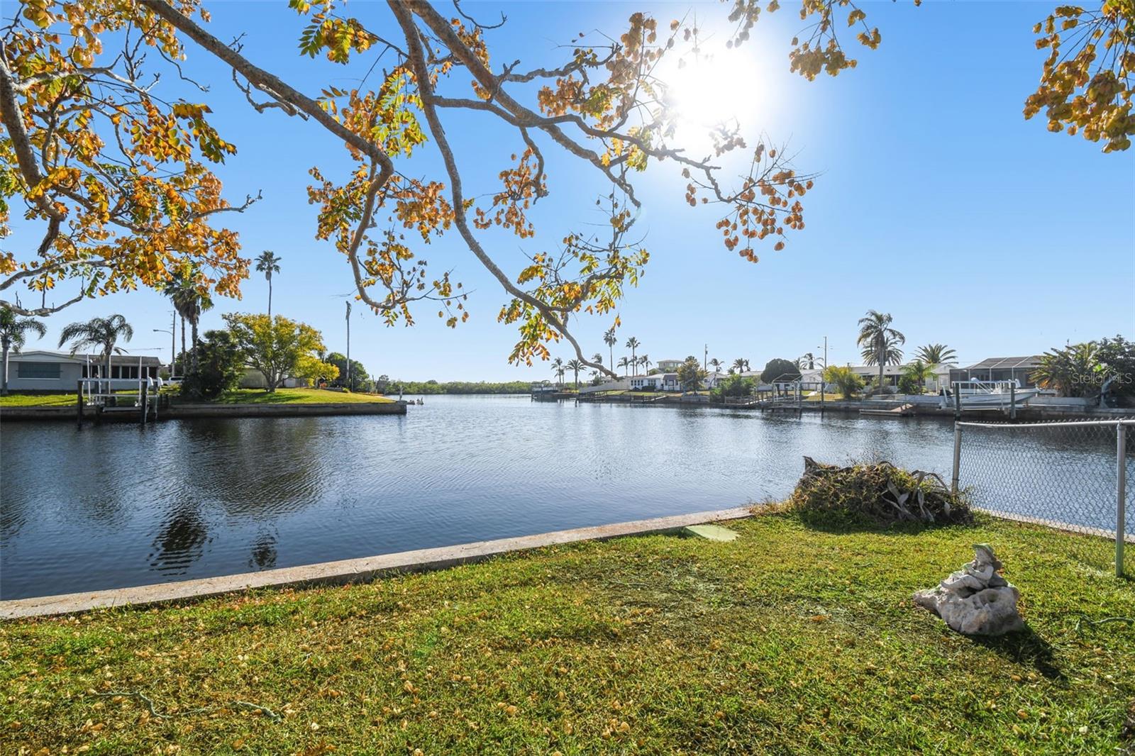 LEISURE BEACH - Residential