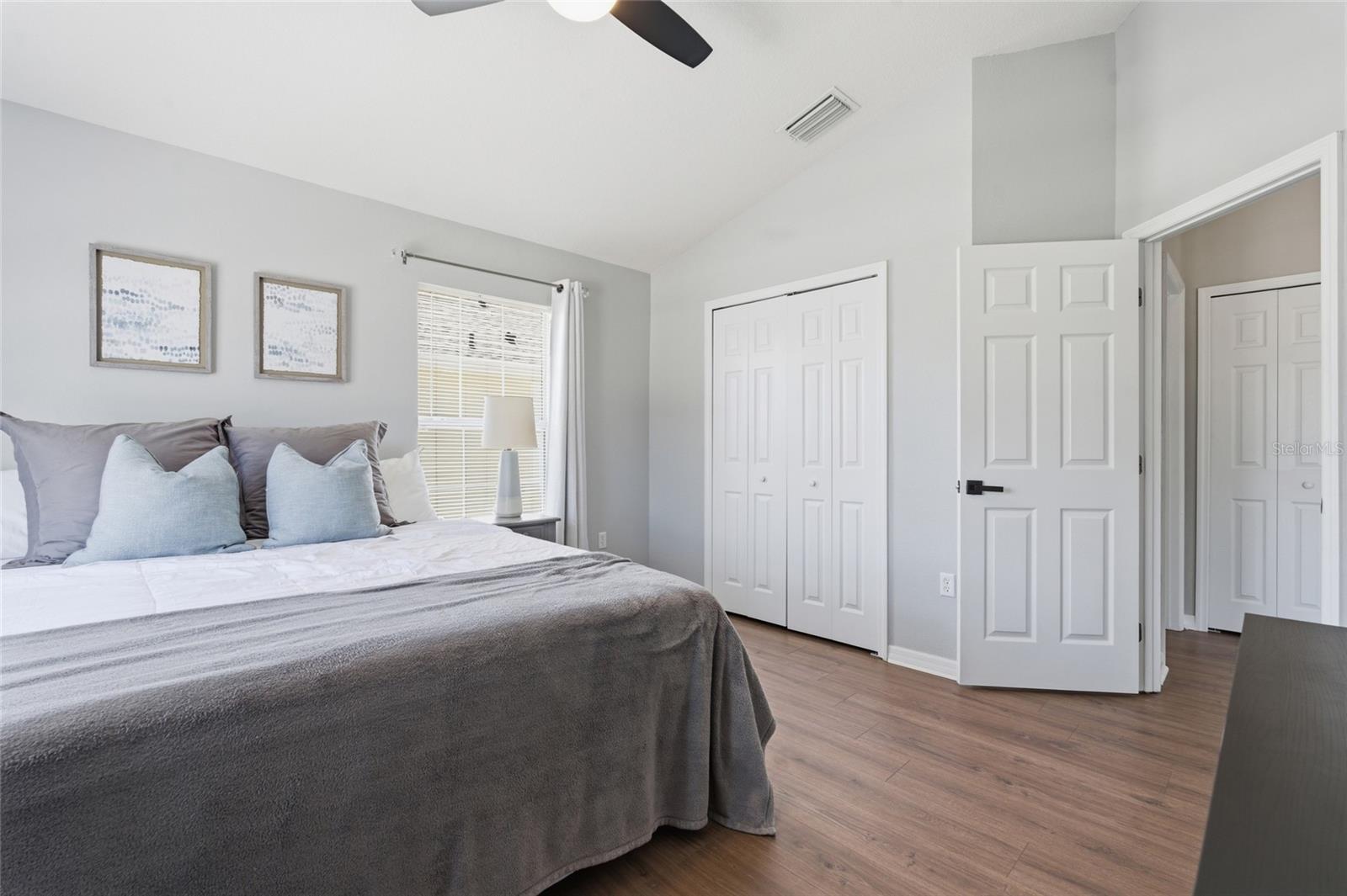 BAY BREEZE COVE - Residential