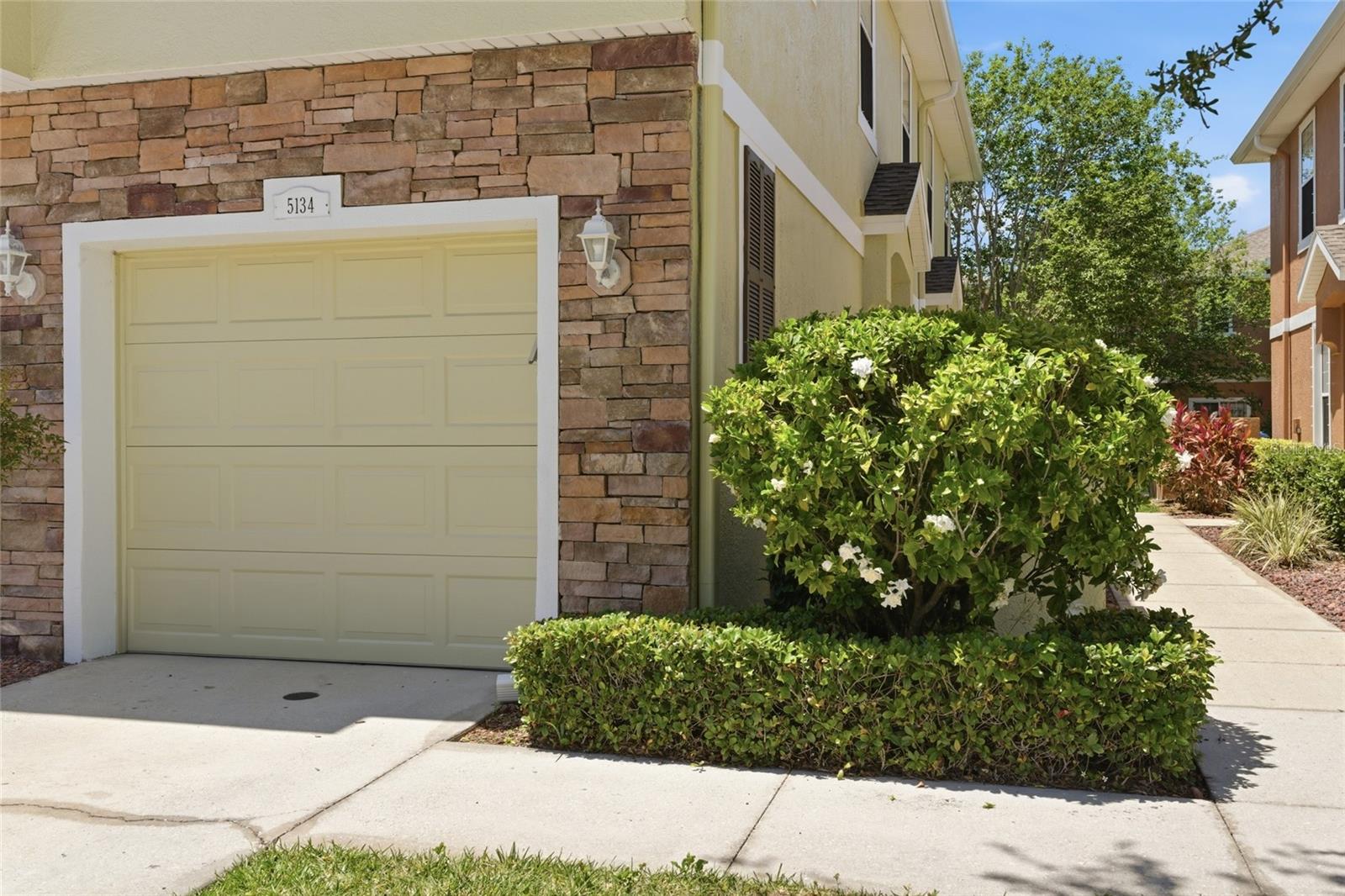 BAY BREEZE COVE - Residential