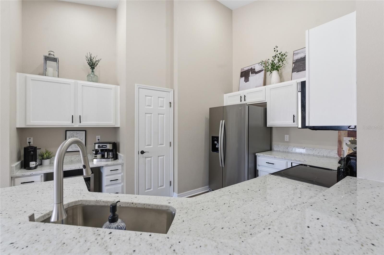 BAY BREEZE COVE - Residential