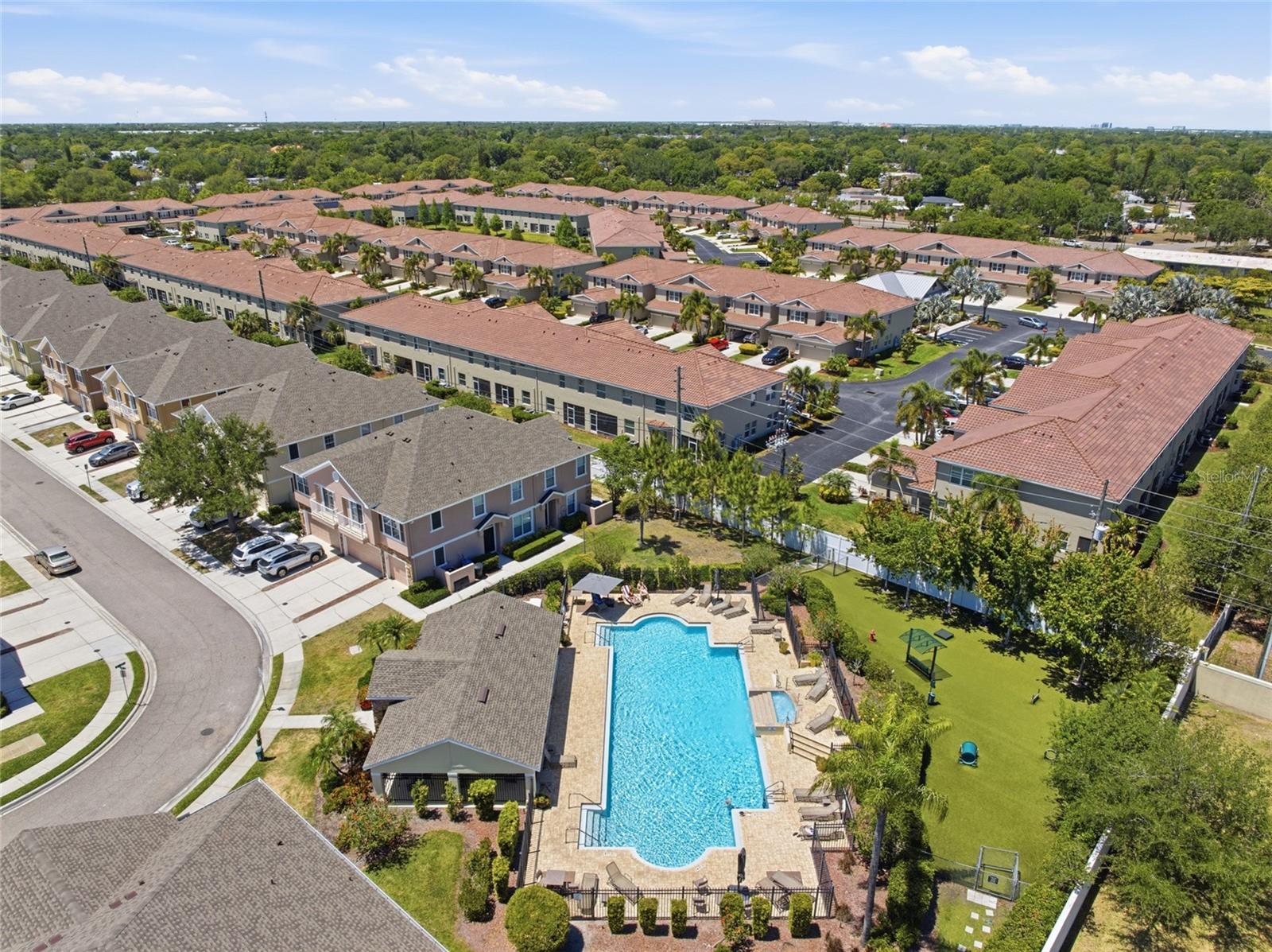 BAY BREEZE COVE - Residential