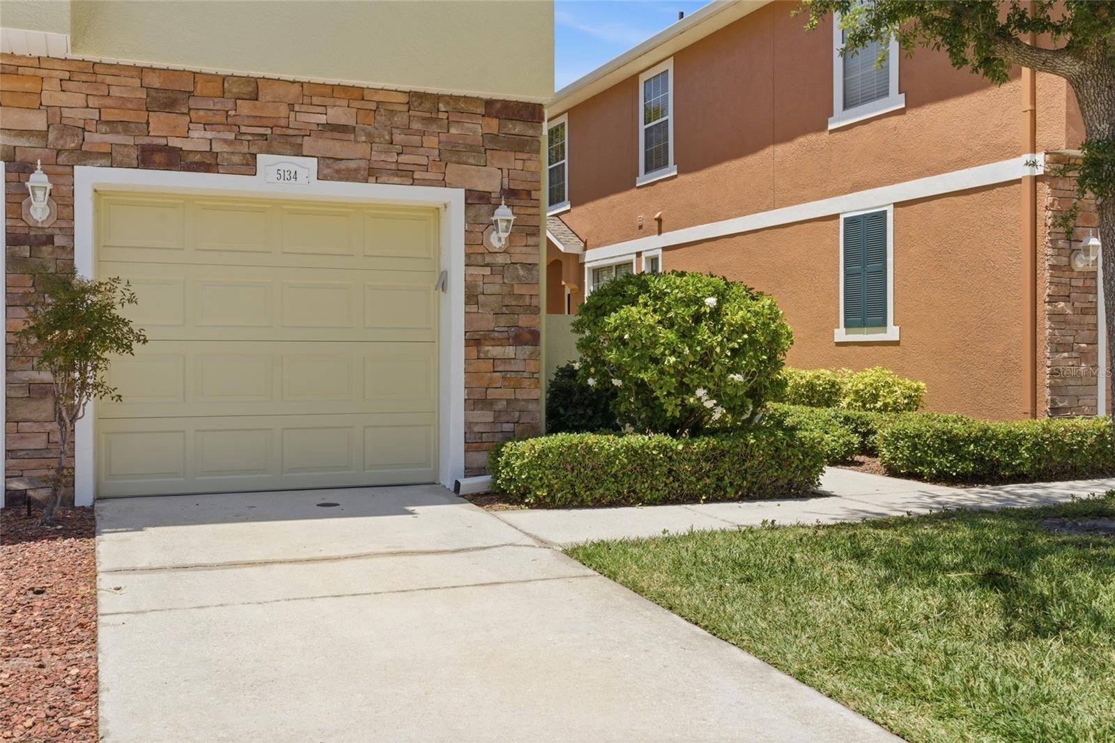 BAY BREEZE COVE - Residential
