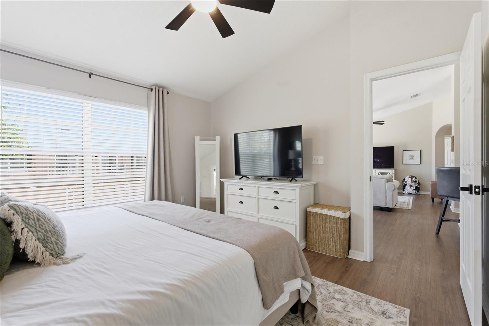BAY BREEZE COVE - Residential