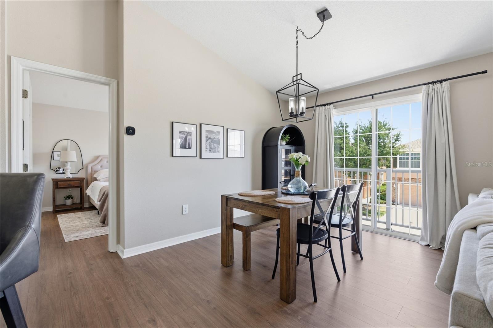 BAY BREEZE COVE - Residential