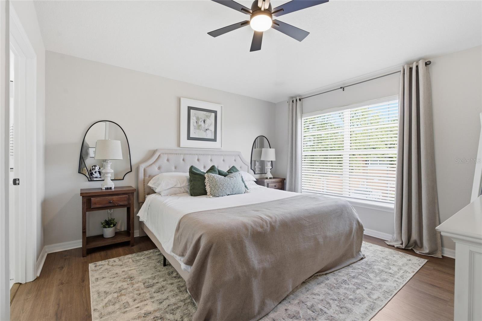 BAY BREEZE COVE - Residential
