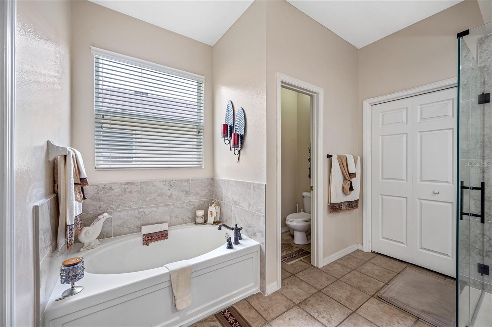 MEADOW POINTE 03 PRCL T-T - Residential Lease