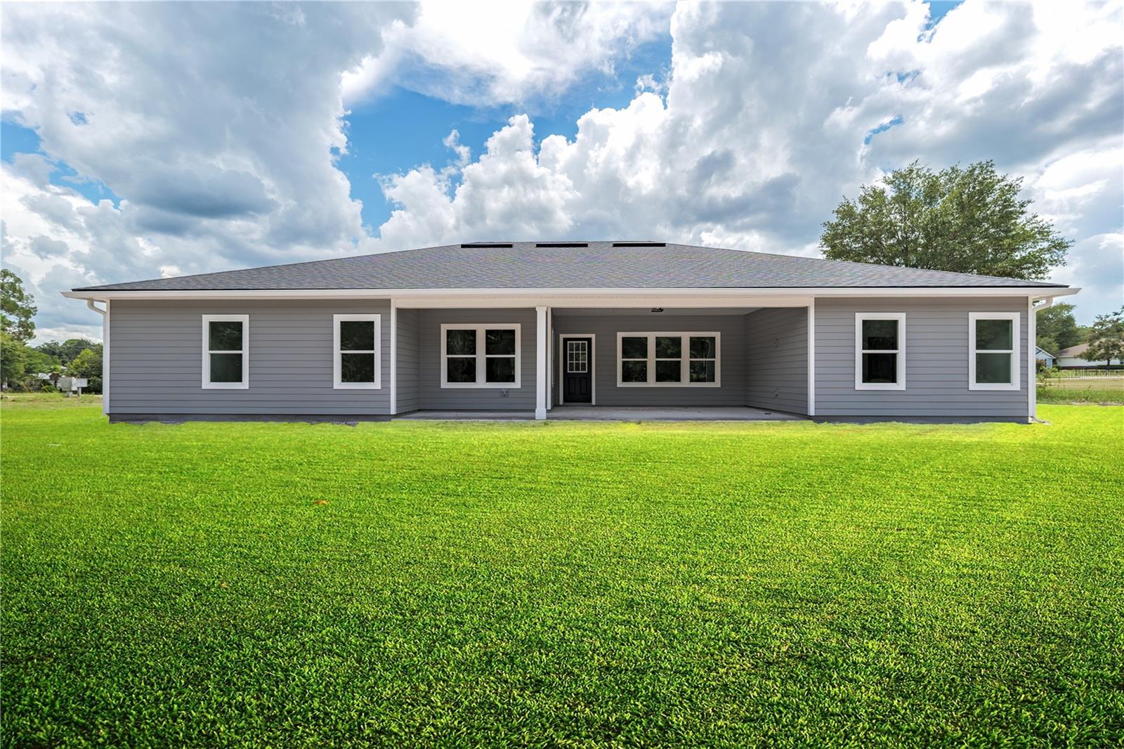 LANDMARK ESTS - Residential