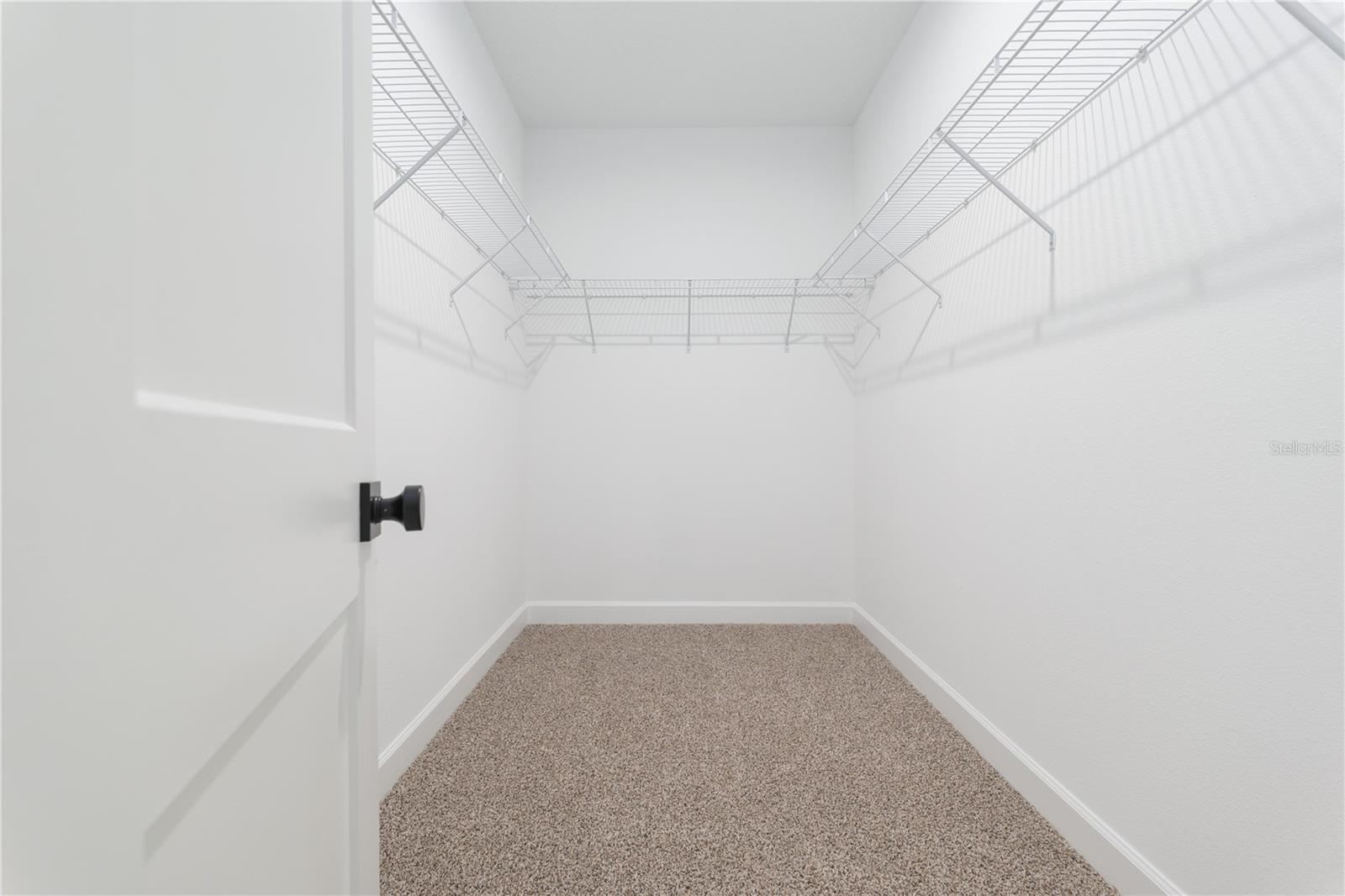 LANDMARK ESTS - Residential