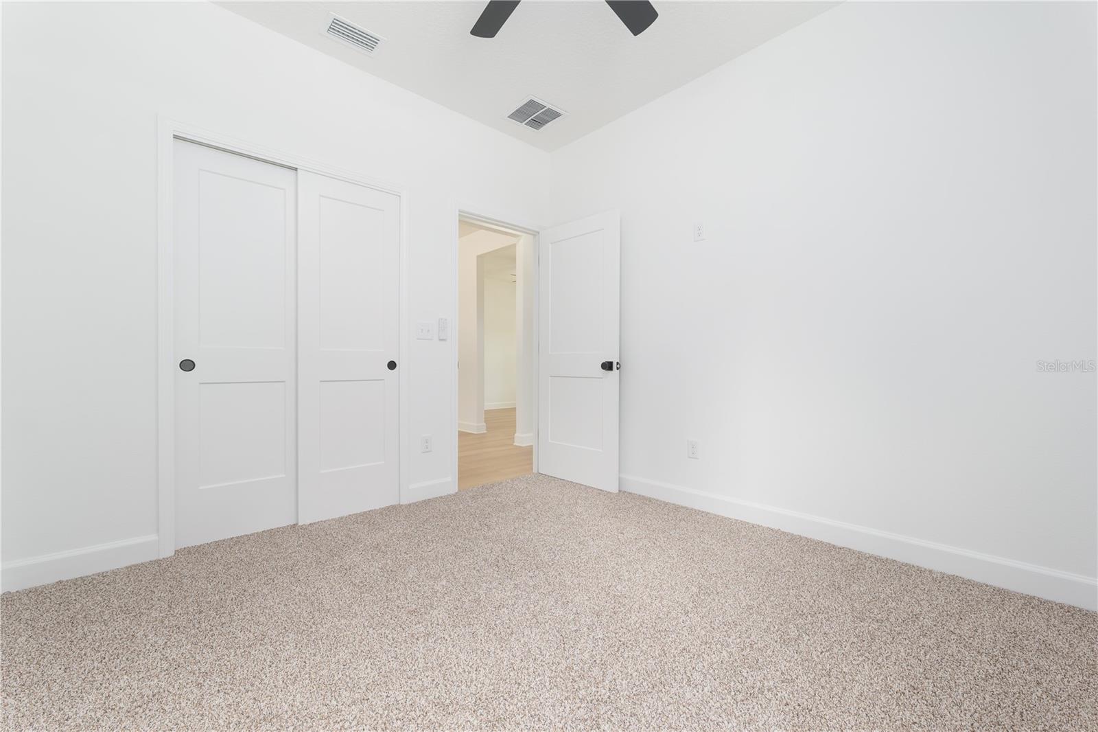 LANDMARK ESTS - Residential