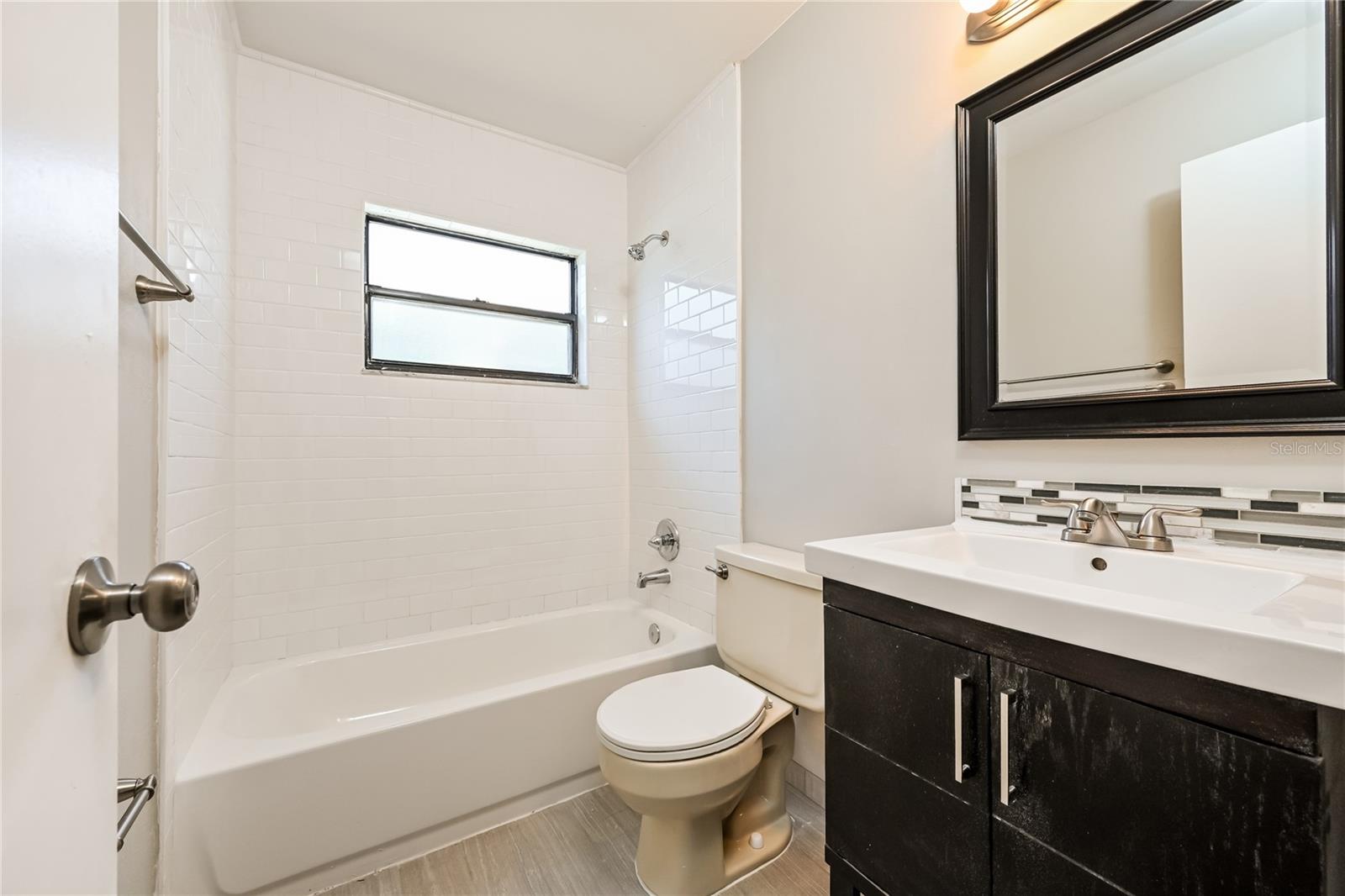 LAKEVIEW VILLAGE - Residential Lease