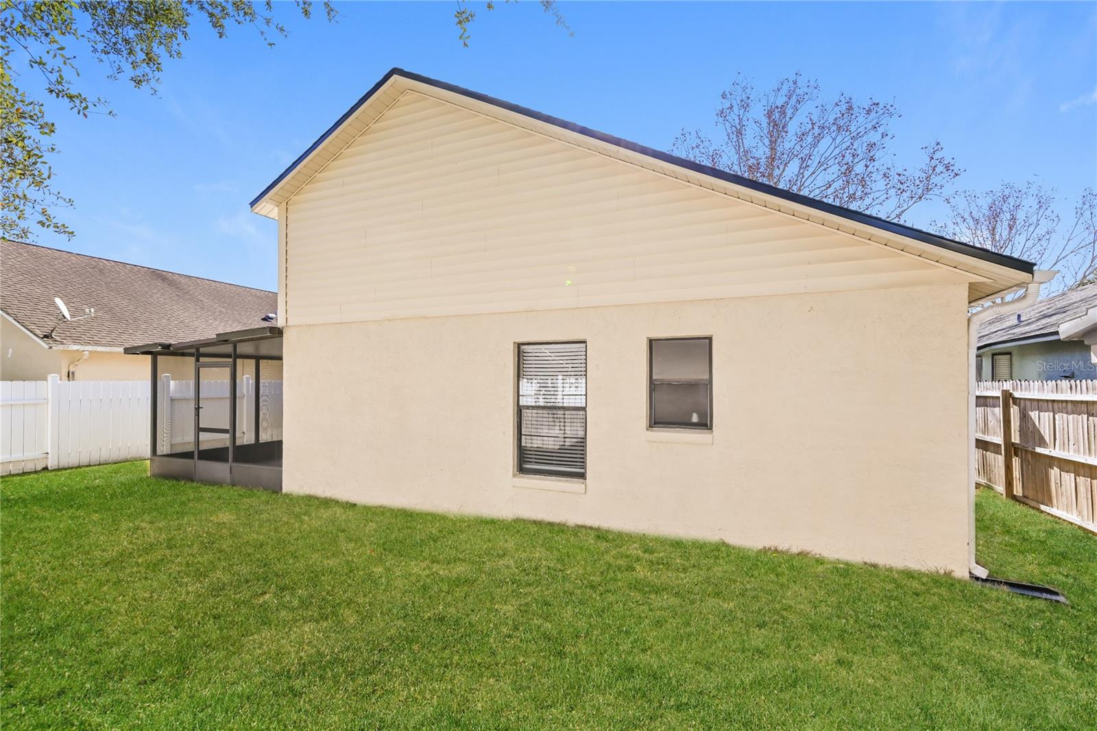 LAKEVIEW VILLAGE - Residential Lease