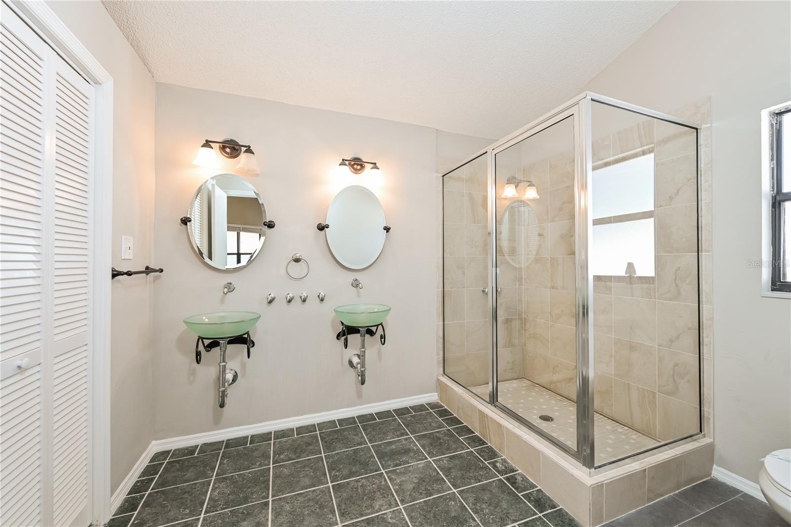 LAKEVIEW VILLAGE - Residential Lease