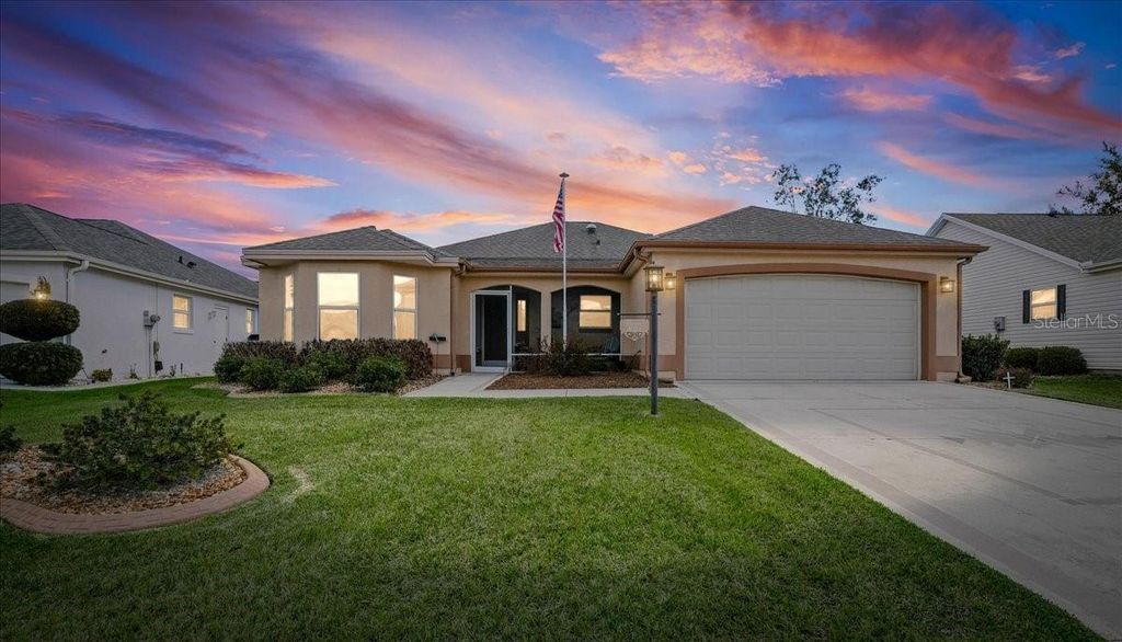 Photo of 821 San Salvador Drive, The Villages, FL 32159 (MLS # G5108520)