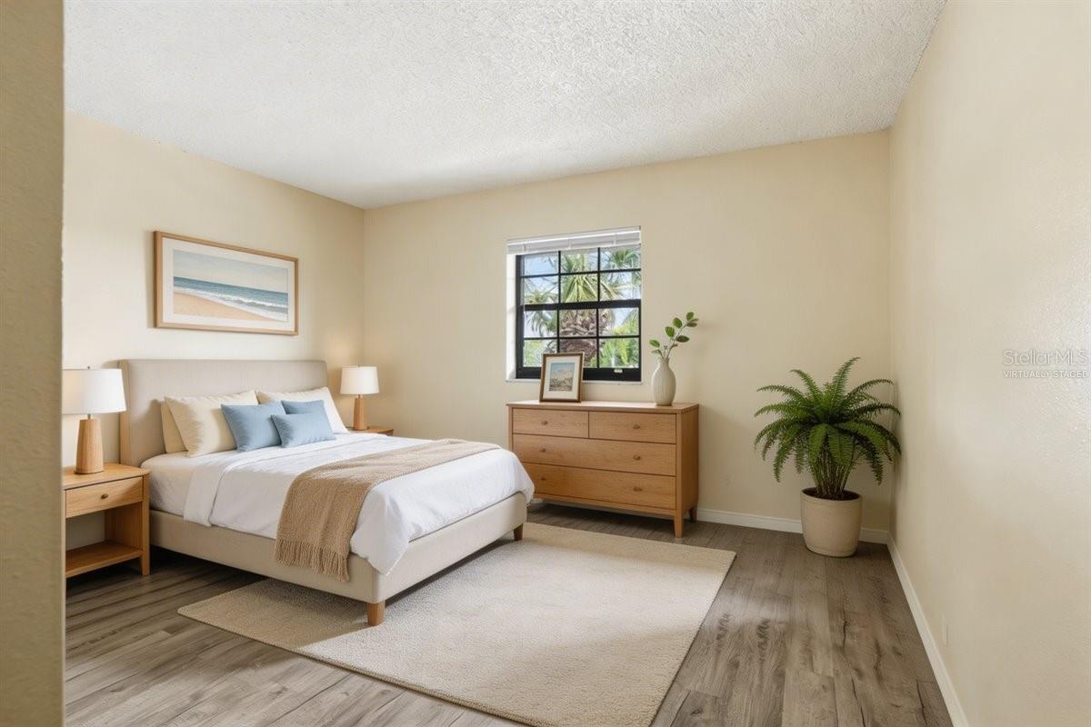 OAK FORREST - Residential