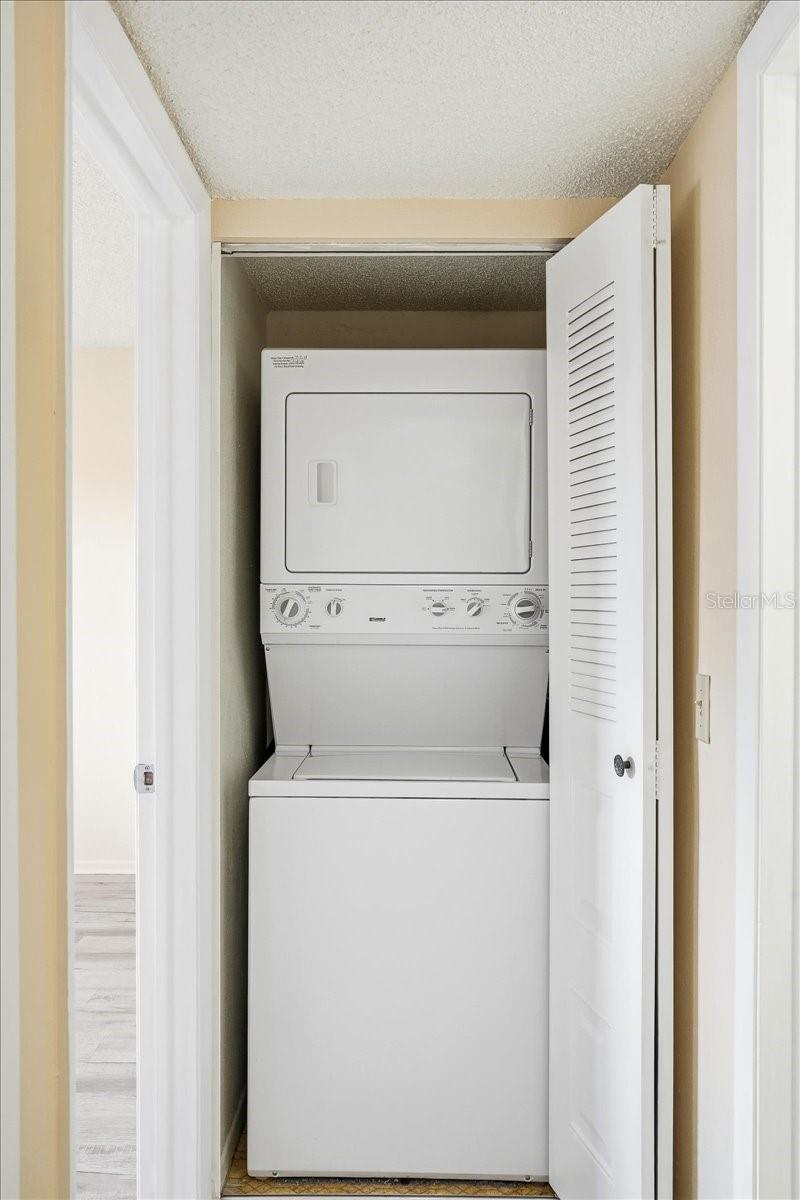 OAK FORREST - Residential