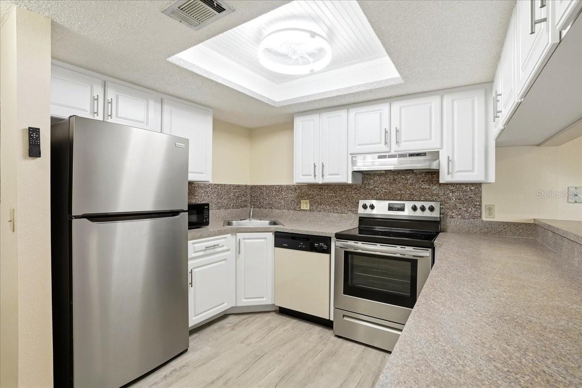 OAK FORREST - Residential