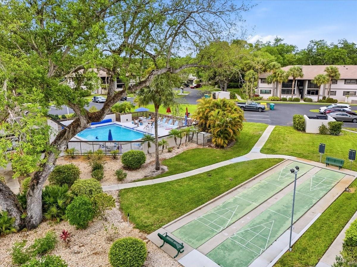 OAK FORREST - Residential