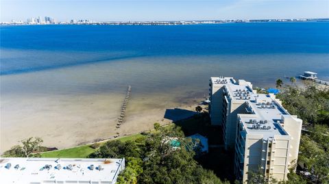 A home in TAMPA