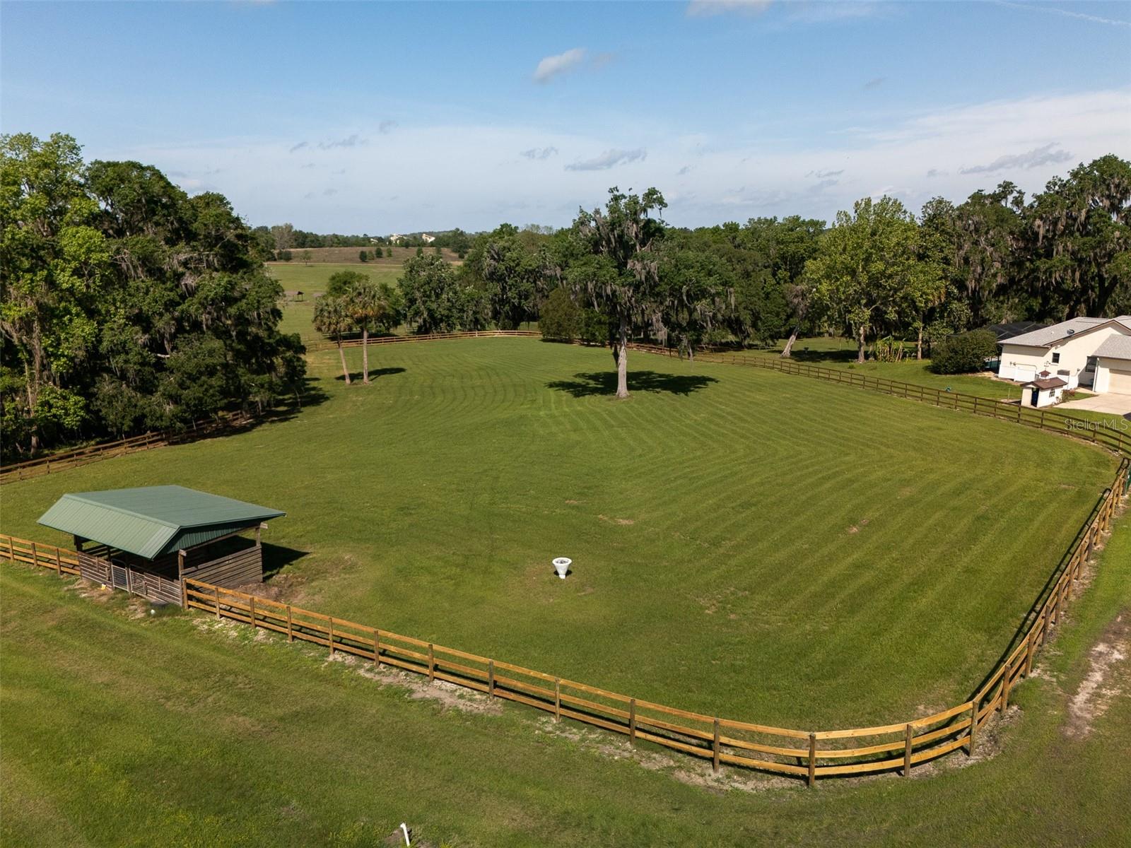 WINDSONG FARM - Residential
