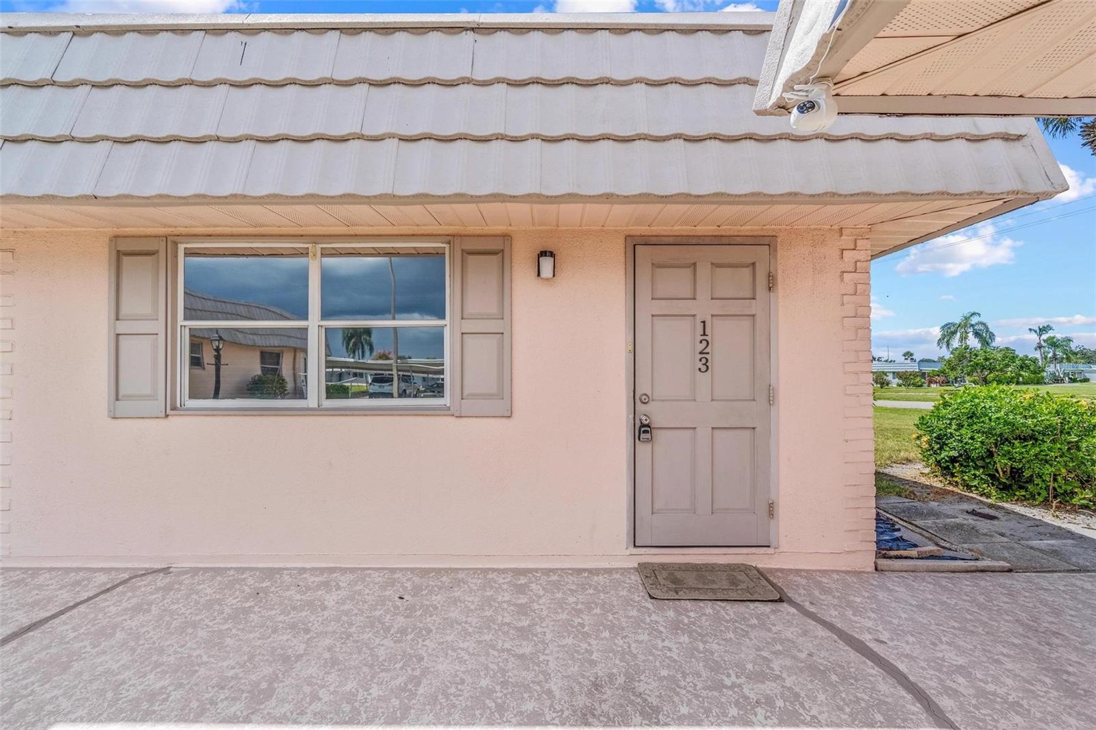 One or more photo(s) has been virtually staged. Welcome to Kings Point, Sun City Center’s premier 55+ community!
This beautifully updated 1 bedroom, 1.5 bath condo is almost brand new inside with stylish finishes and modern upgrades throughout—including the convenience of an in-unit washer and dryer. A covered carport is included for your comfort.
Step outside and discover why Kings Point feels like its own little city! Residents enjoy a wealth of resort-style amenities: multiple indoor and outdoor pools, two spacious clubhouses, a fitness center, library, theater, game rooms, billiards, pickleball and tennis courts, a spa and salon, on-site restaurant and bar, plus endless clubs and activities. From Bingo, karaoke, and dance nights to special interest groups like Garden, Railroad, Baby Boomers, and Dog Lovers, there’s truly something for everyone.
Golf carts are welcome, small pets are allowed, and peace of mind comes standard with a guard-gated entrance. Your monthly HOA fee covers exterior maintenance, pest control, water, trash, high-speed internet, and cable TV—making this an unbeatable value for year-round or seasonal living.
Don’t miss your chance to enjoy a vibrant, active lifestyle in one of Florida’s most sought-after retirement communities! Visit their website for more information at https://kingspointsuncitycenter.com/