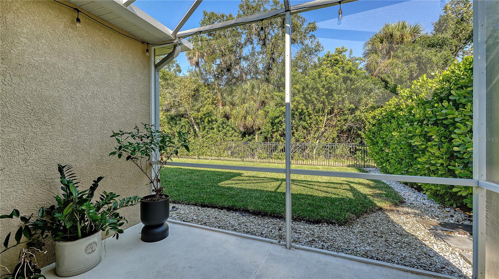 INDIGO RIDGE AT UNIVERSITY PLACE - Residential