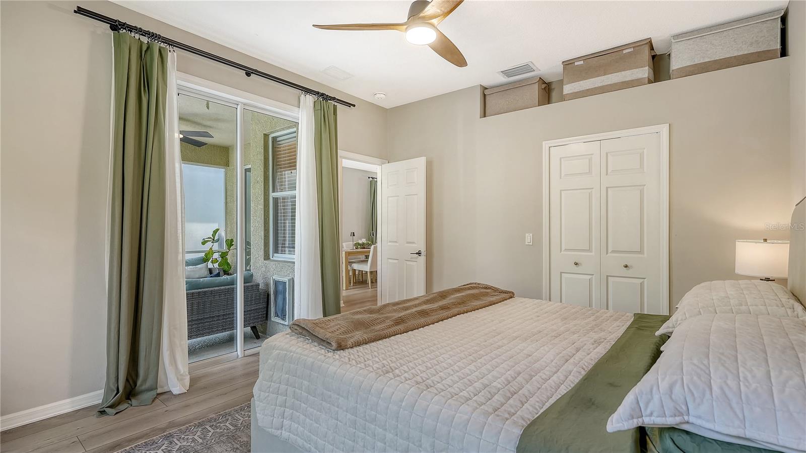 INDIGO RIDGE AT UNIVERSITY PLACE - Residential