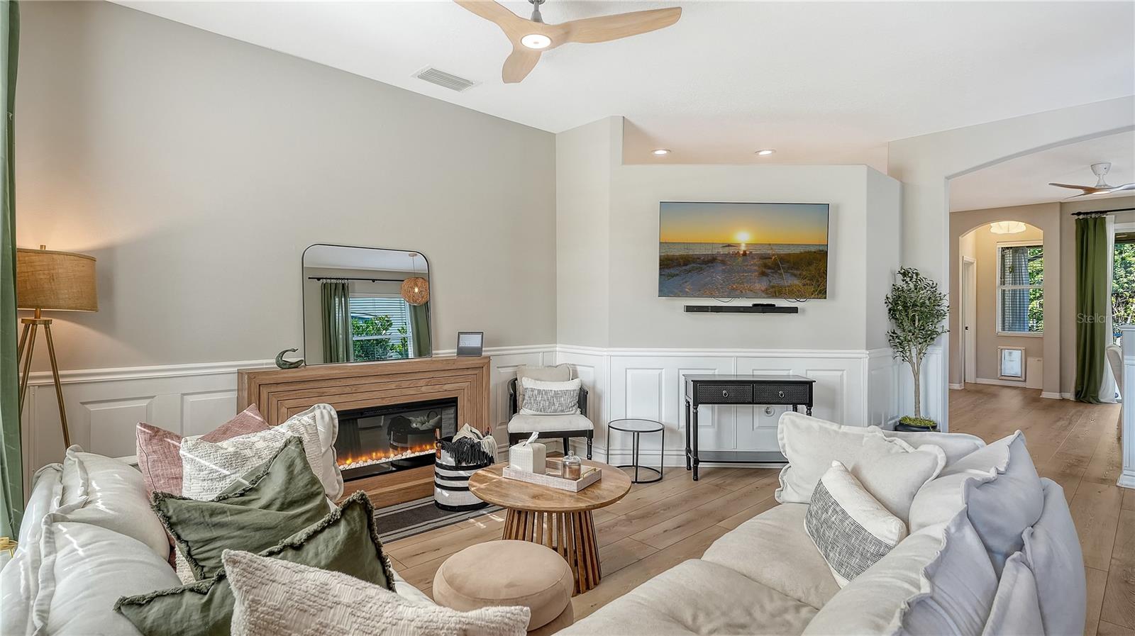 INDIGO RIDGE AT UNIVERSITY PLACE - Residential