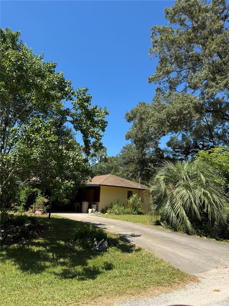 3/2/2 home on .26 acre lot features a large living room, Spacious kitchen with Breakfast nook. Features beautiful tile tile in main living areas. Carpet in the bedrooms .Spacious Enclosed Florida Room. Private wood fenced backyard. Has a Carport and Garage for ample parking space. Home has lots of potential and needs some TLC.
It is priced accordingly. Located in a great neighborhood. Convenient to Shopping , Dining, Medical and 10 minutes from Downtown. It is being sold AS/IS with right to inspect.