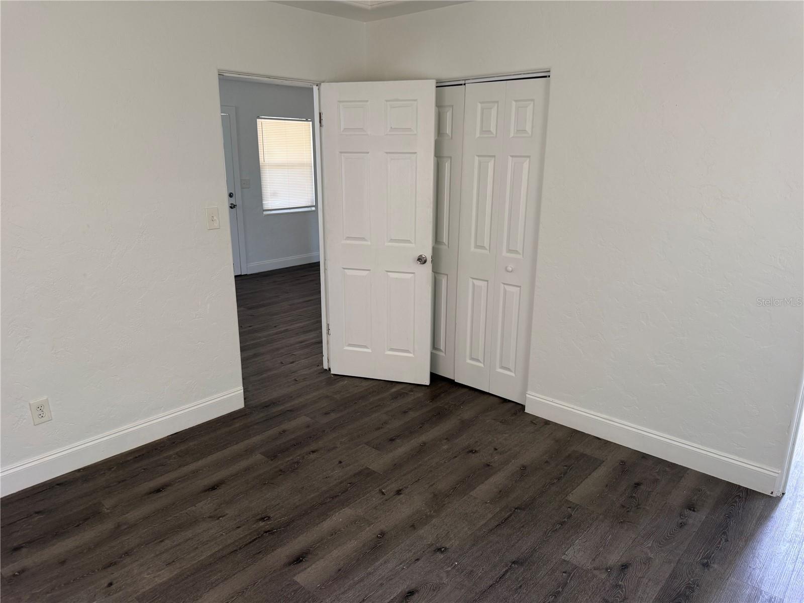 BACK BAY MANOR 3 - Residential