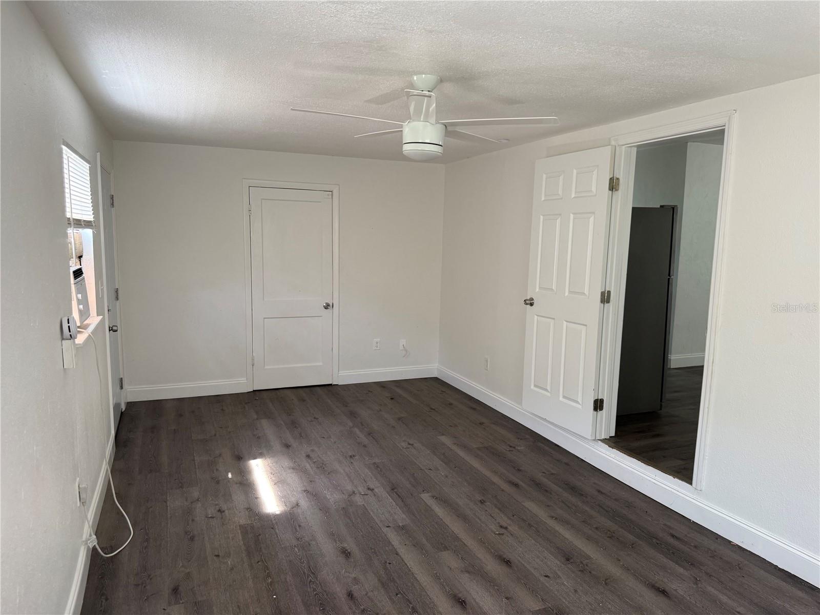 BACK BAY MANOR 3 - Residential