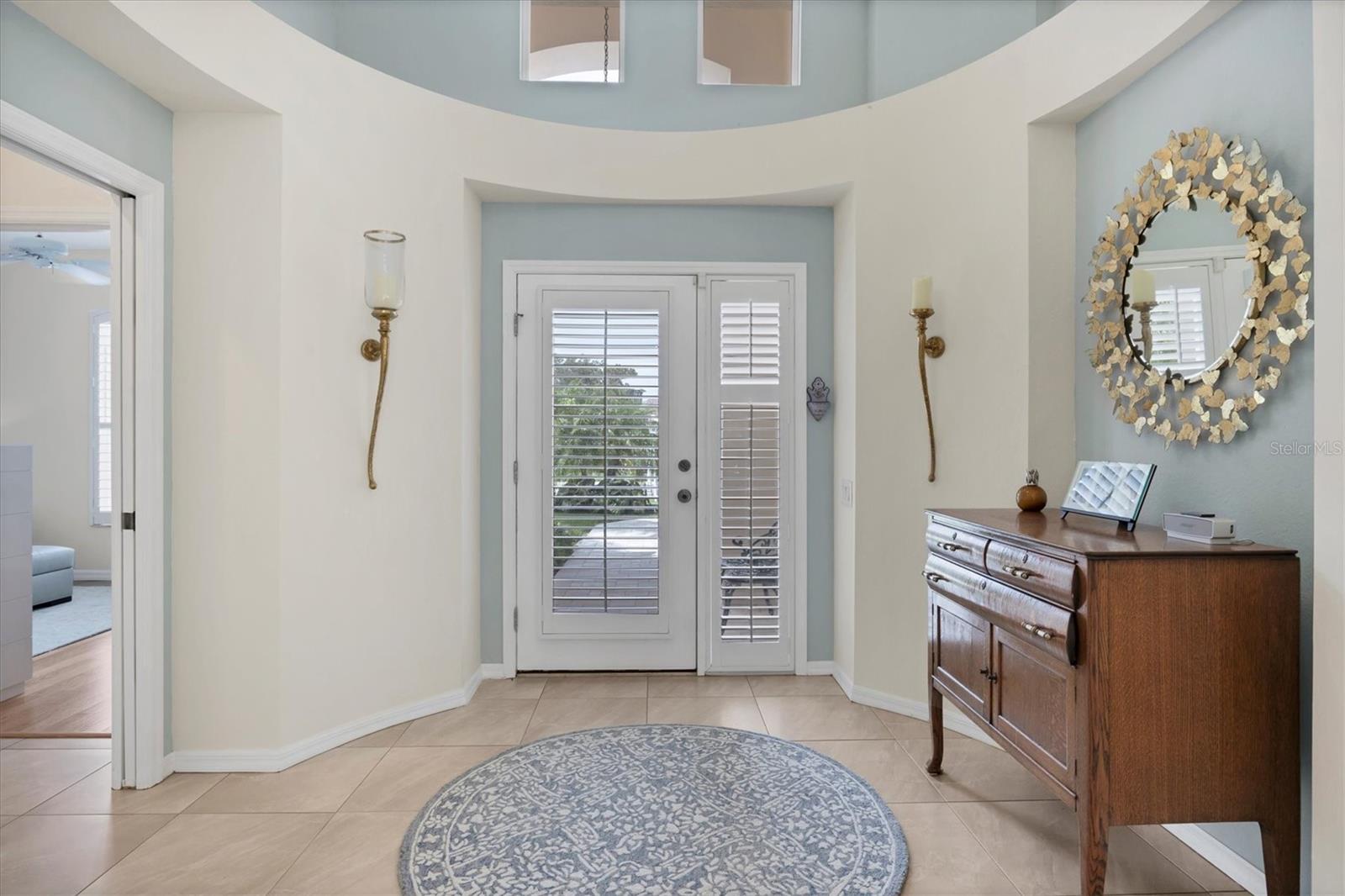 7916 HAMPTON COURT