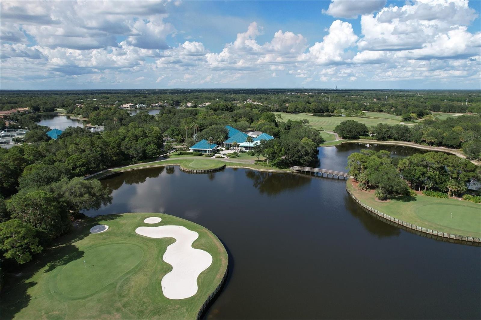 UNIVERSITY PARK COUNTRY CLUB - Residential