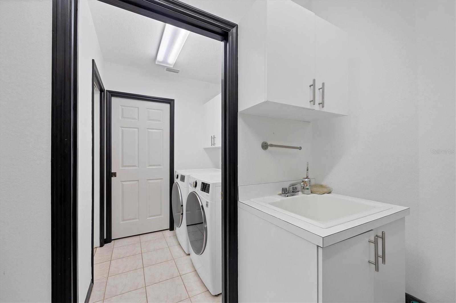 UNIVERSITY PARK COUNTRY CLUB - Residential