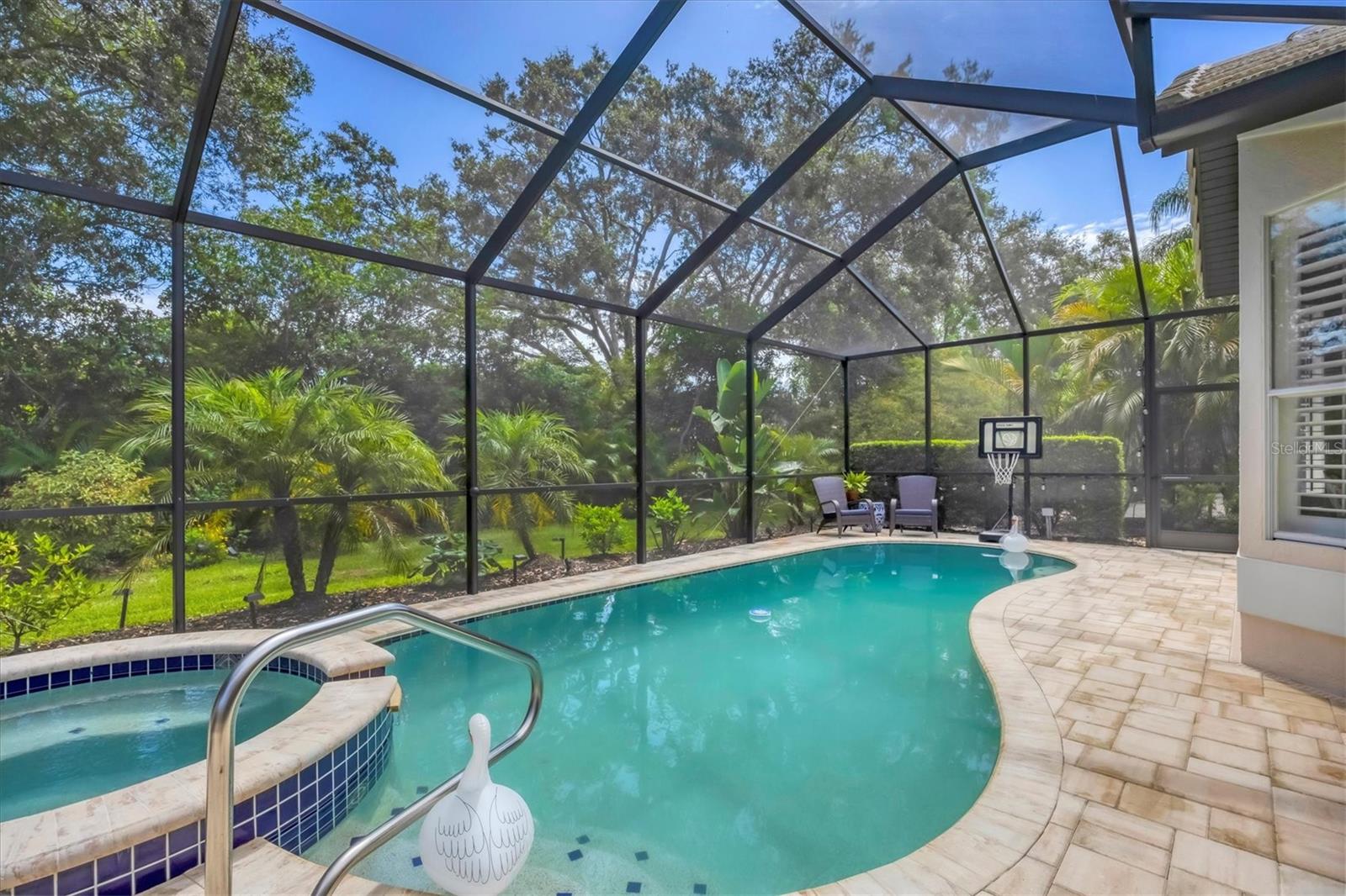 UNIVERSITY PARK COUNTRY CLUB - Residential