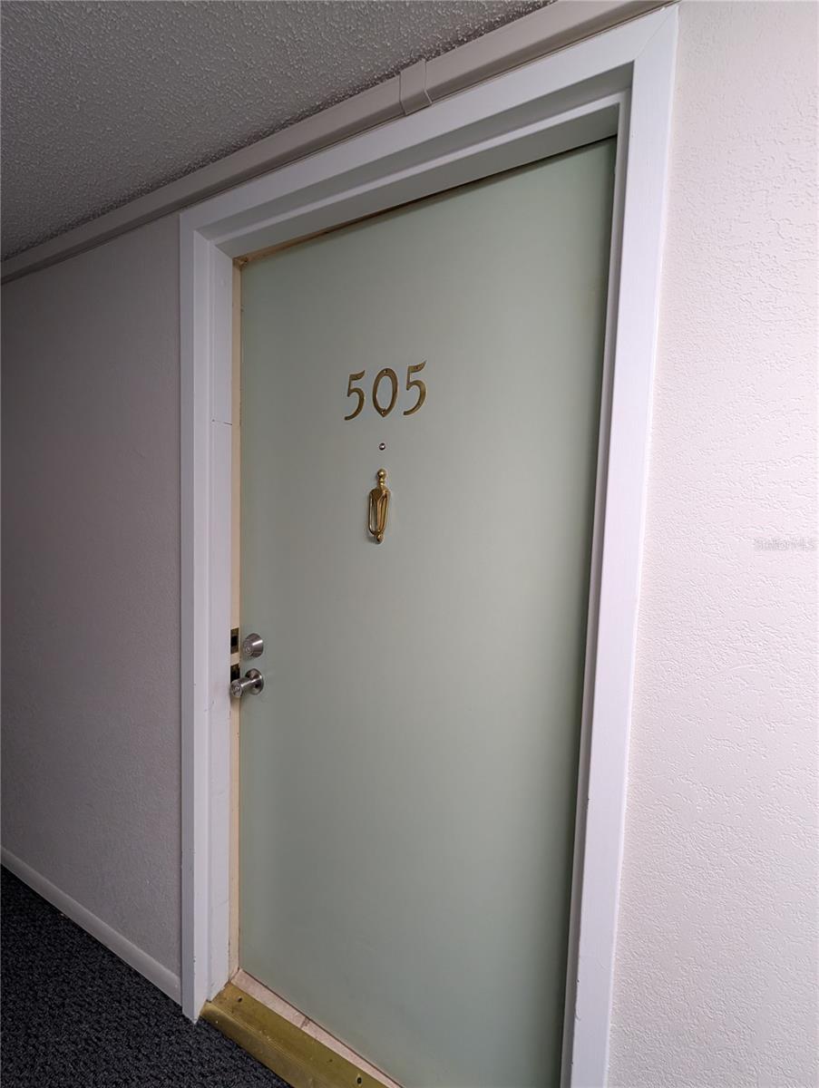 DOLPHIN COVE CLEARWATER - Residential Lease