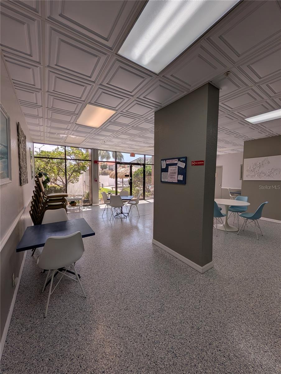 DOLPHIN COVE CLEARWATER - Residential Lease