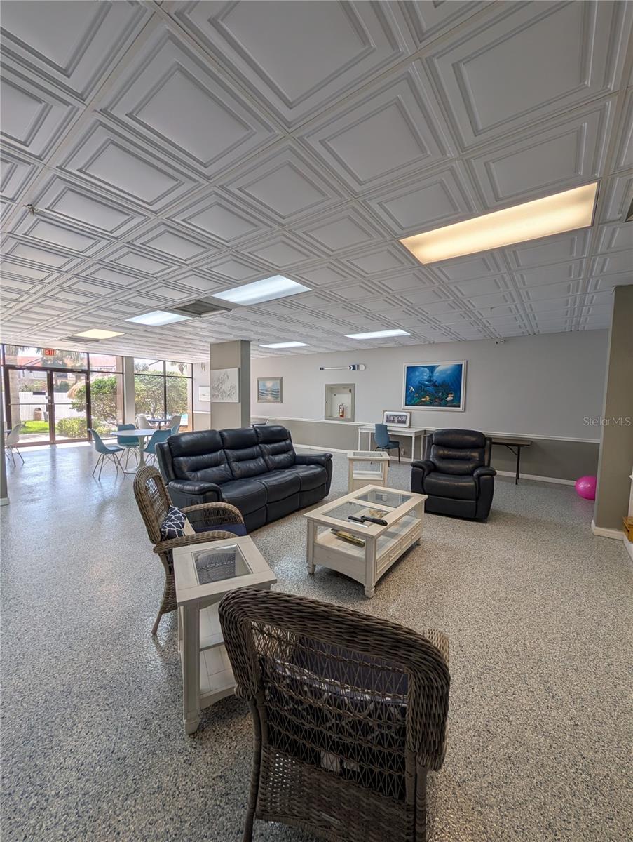 DOLPHIN COVE CLEARWATER - Residential Lease