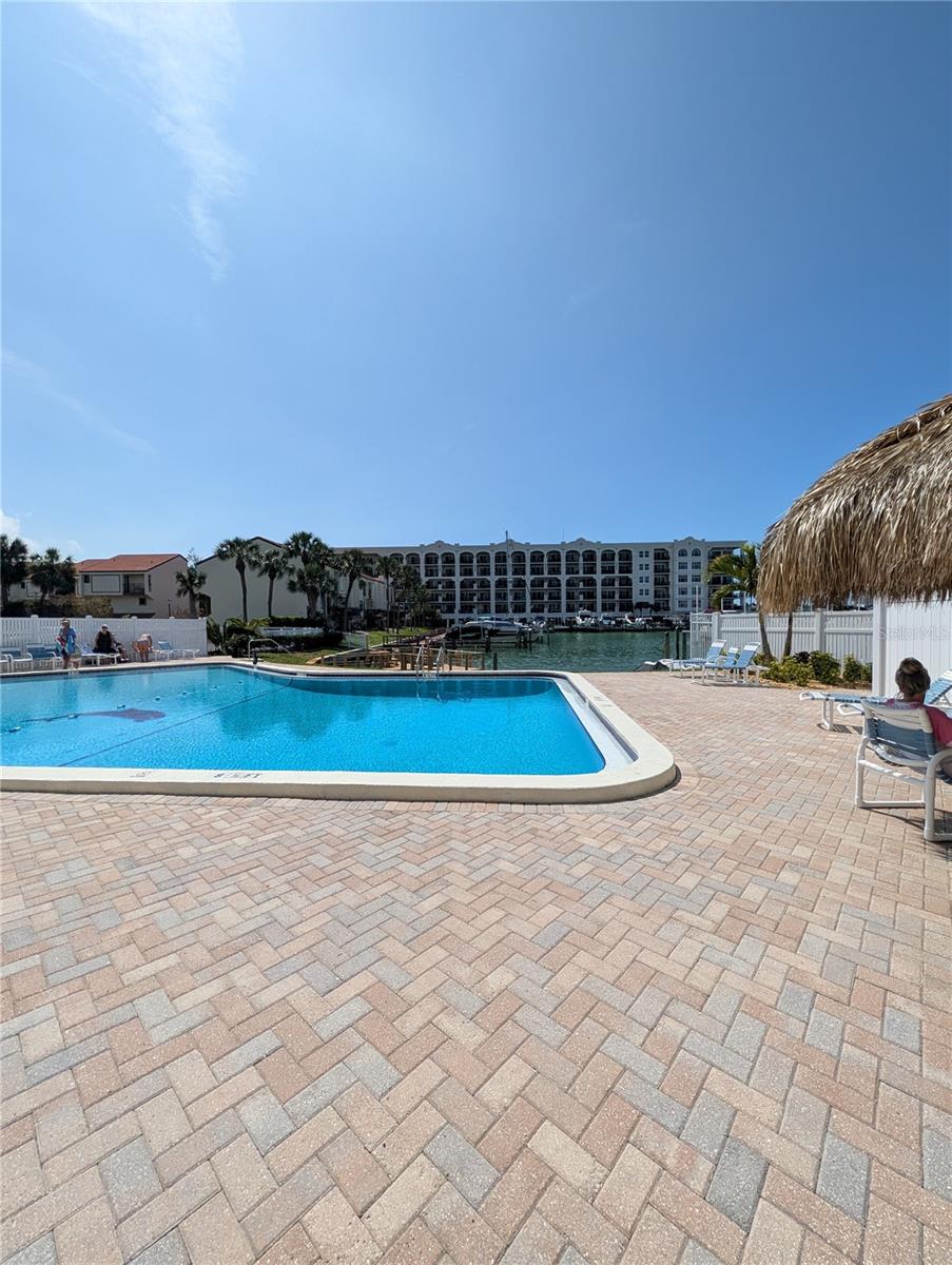 DOLPHIN COVE CLEARWATER - Residential Lease