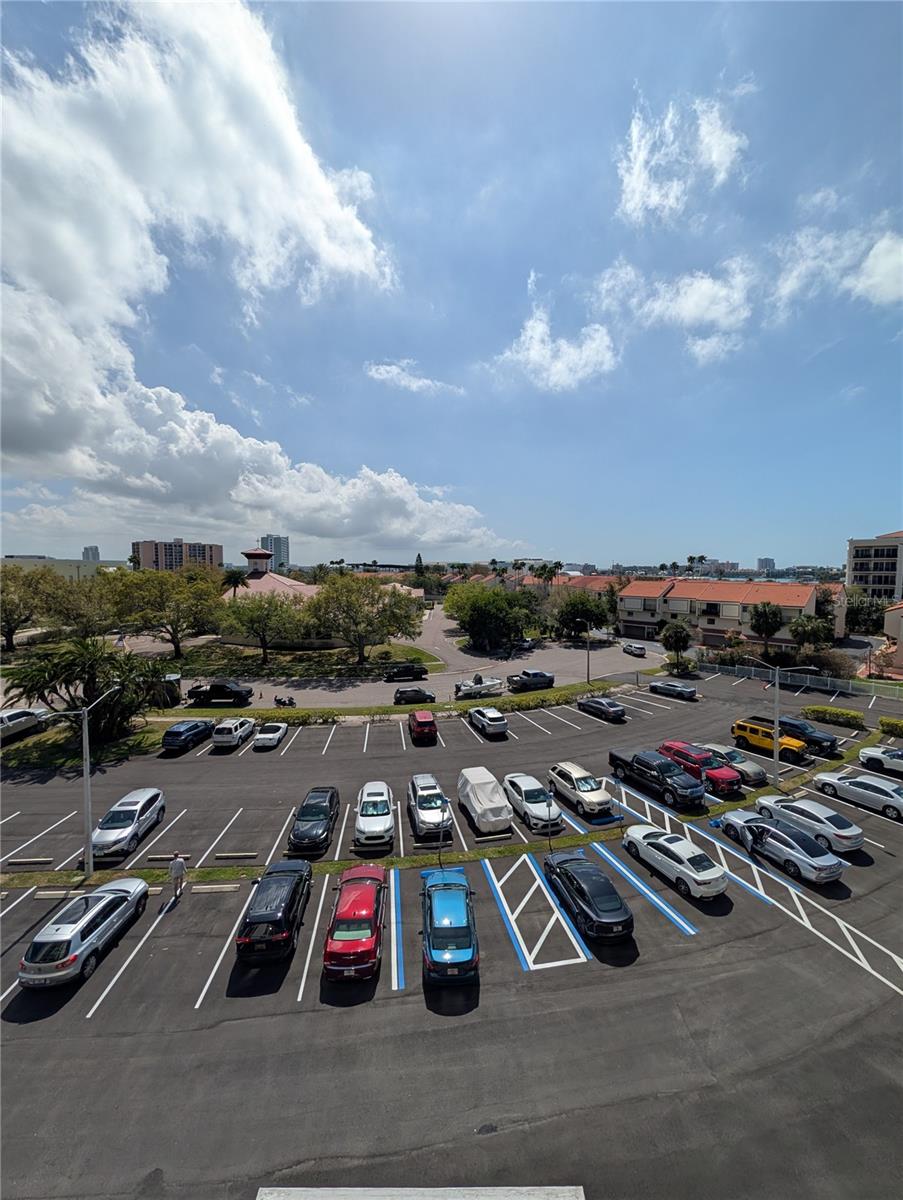 DOLPHIN COVE CLEARWATER - Residential Lease