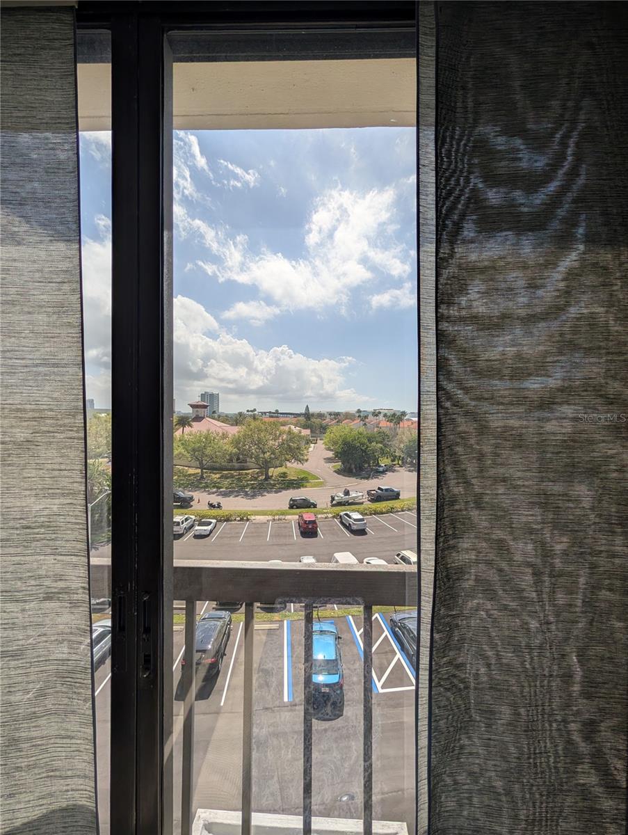 DOLPHIN COVE CLEARWATER - Residential Lease