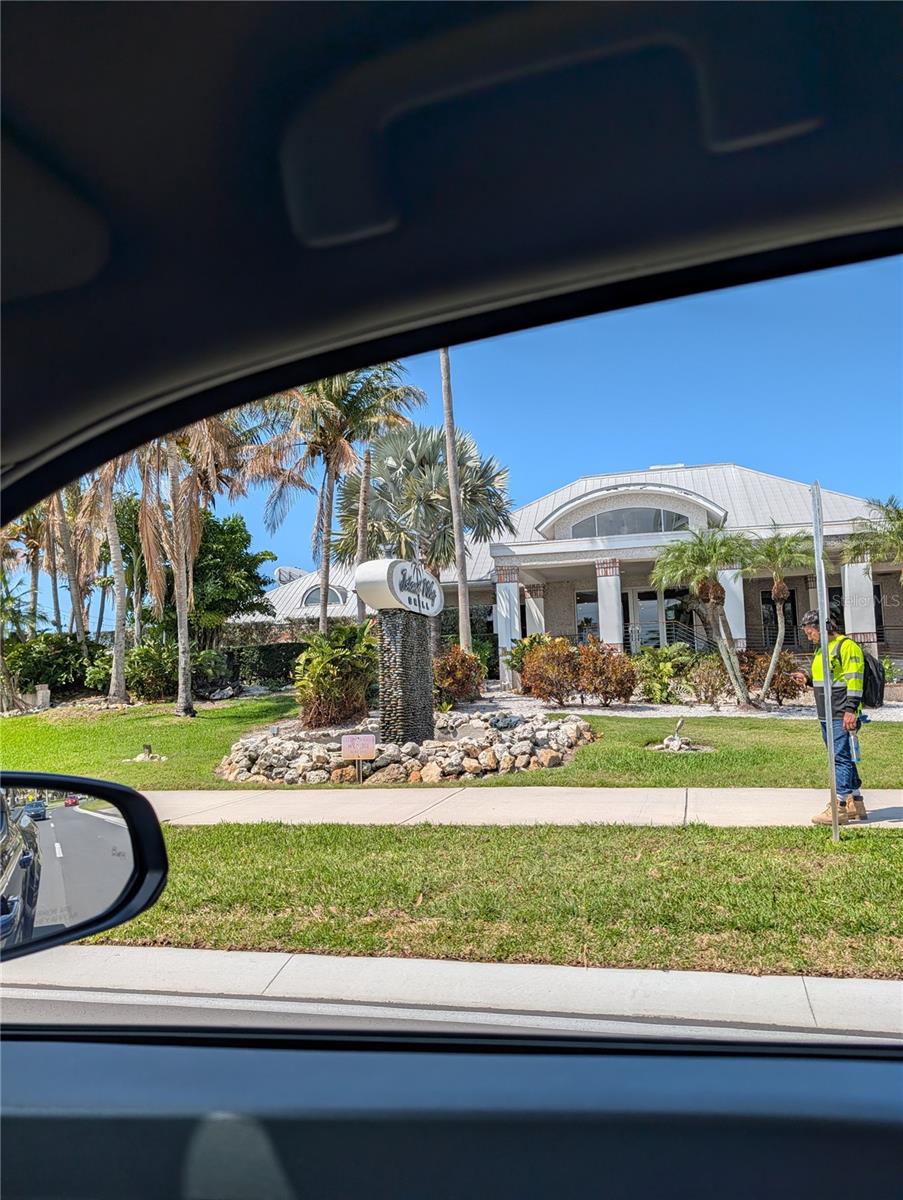 DOLPHIN COVE CLEARWATER - Residential Lease