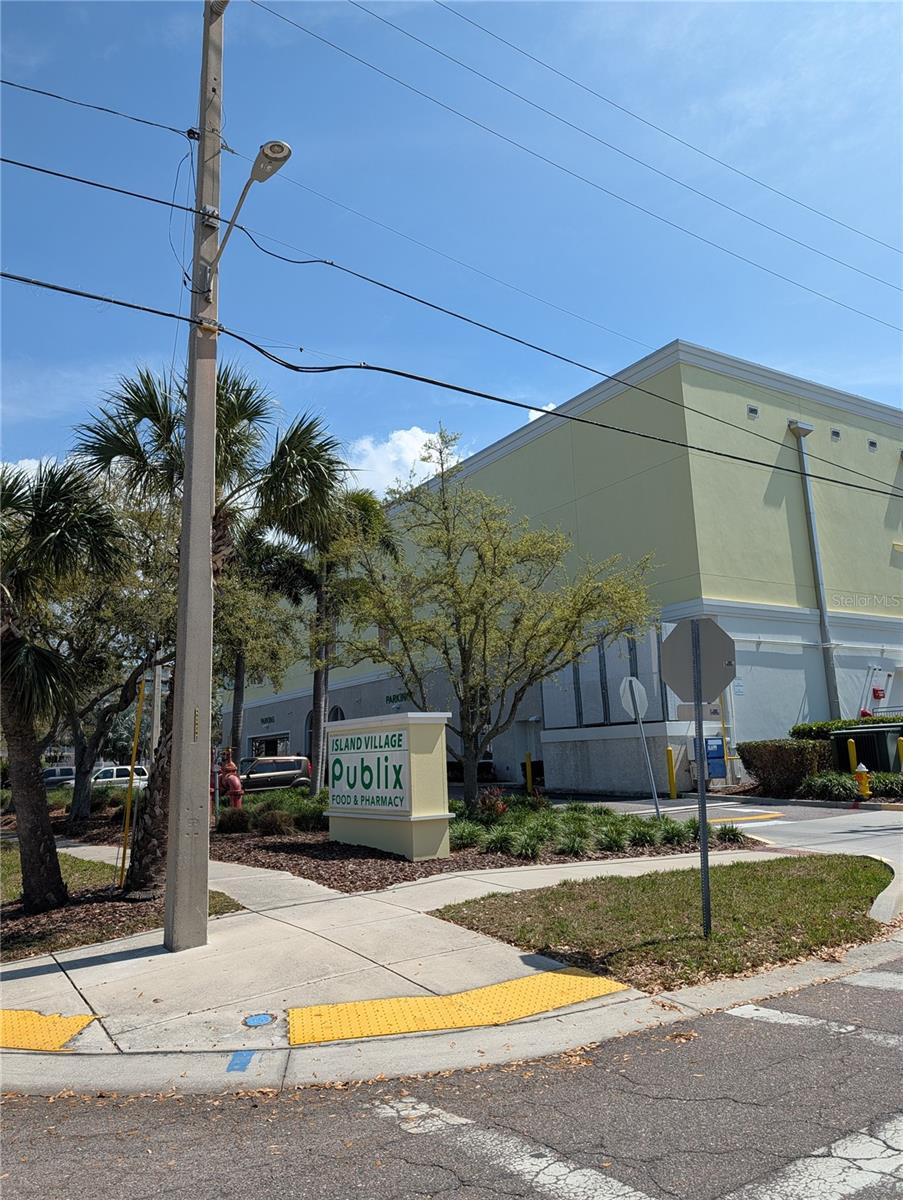 DOLPHIN COVE CLEARWATER - Residential Lease