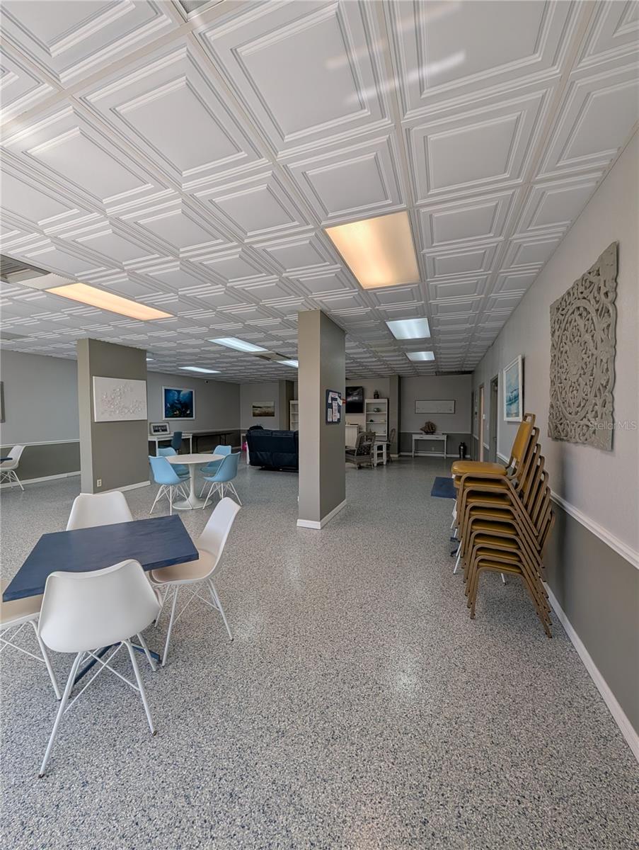 DOLPHIN COVE CLEARWATER - Residential Lease