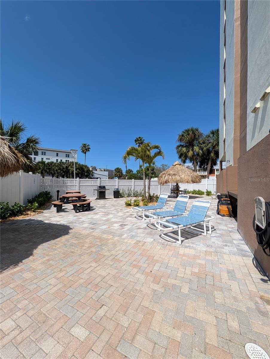 DOLPHIN COVE CLEARWATER - Residential Lease