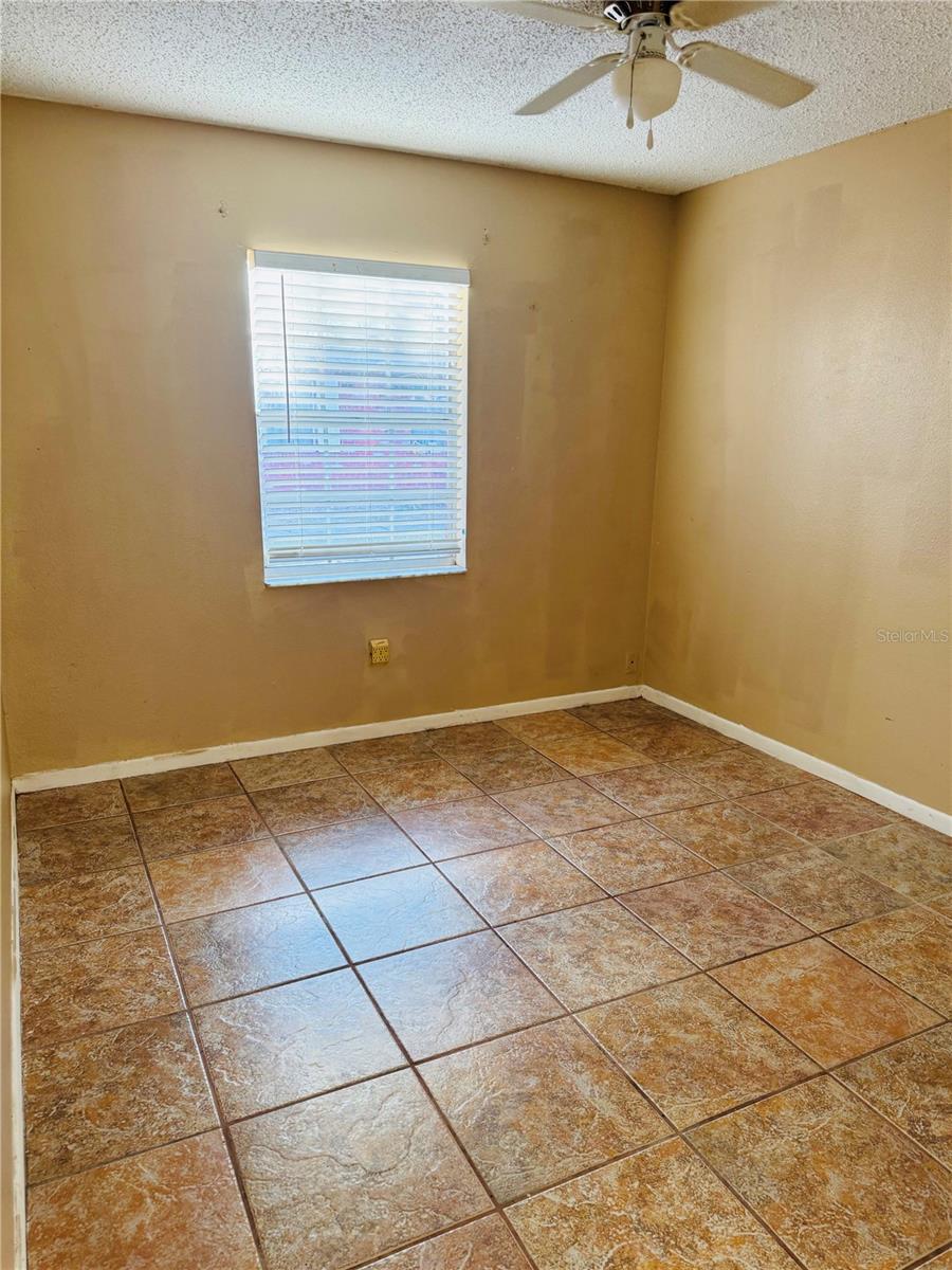 GOLCONDA - Residential Lease