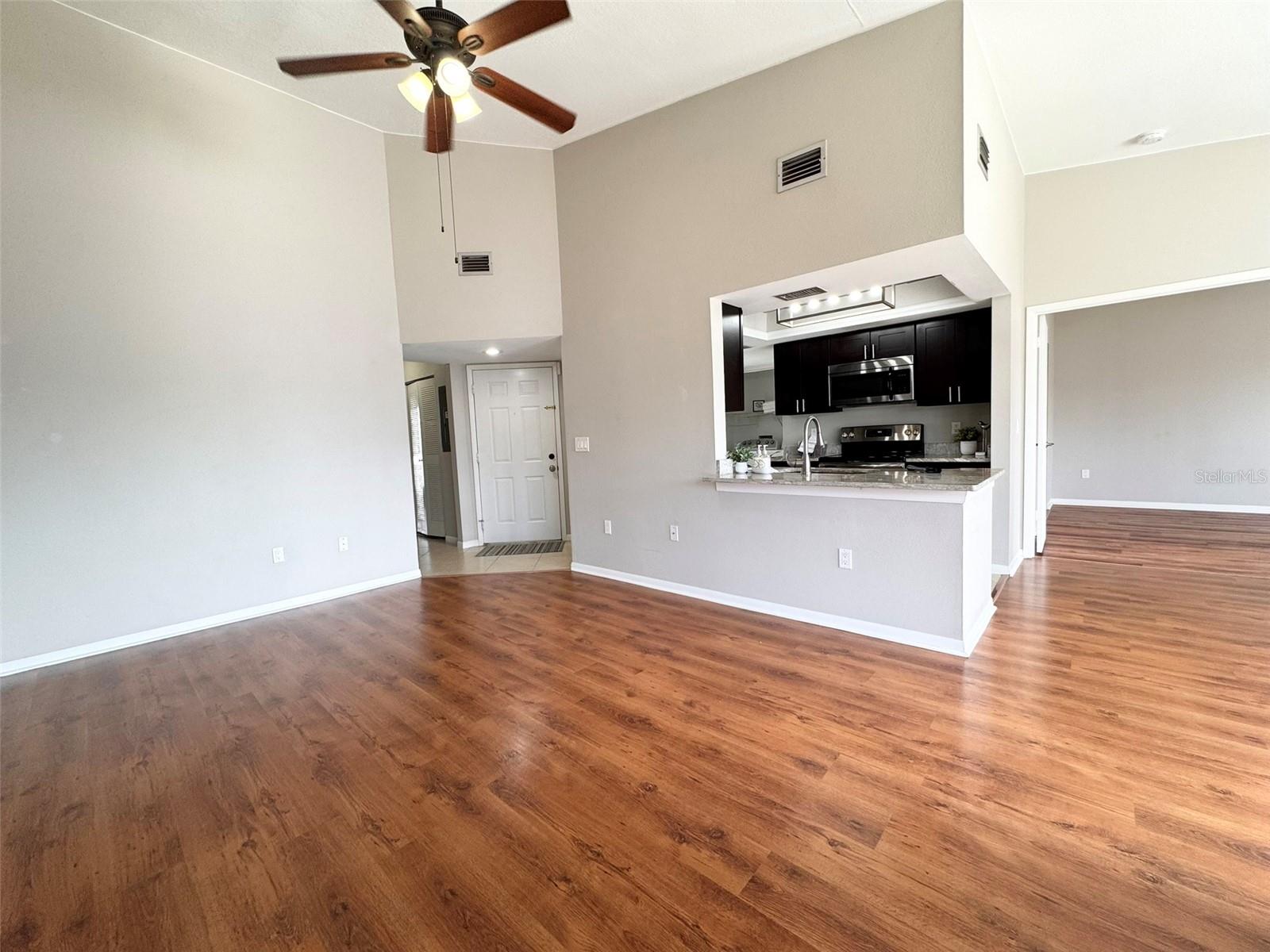 1422 SKYBOLT COURT 28