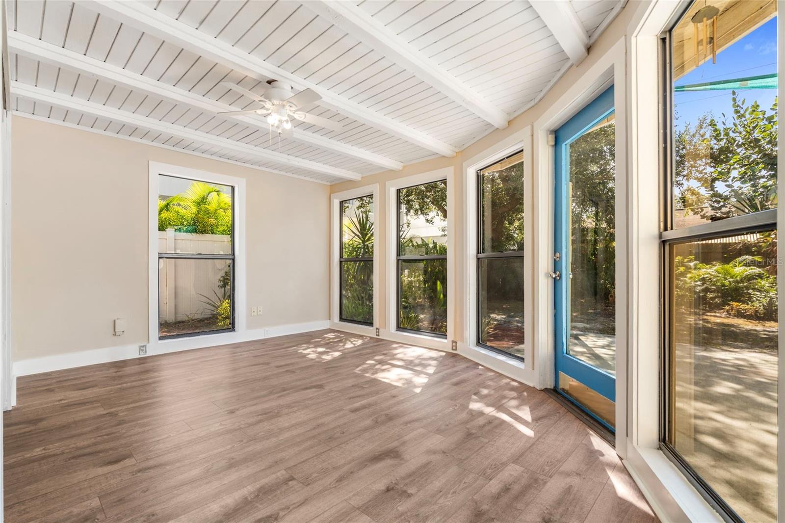 POMS PARK 3 - Residential