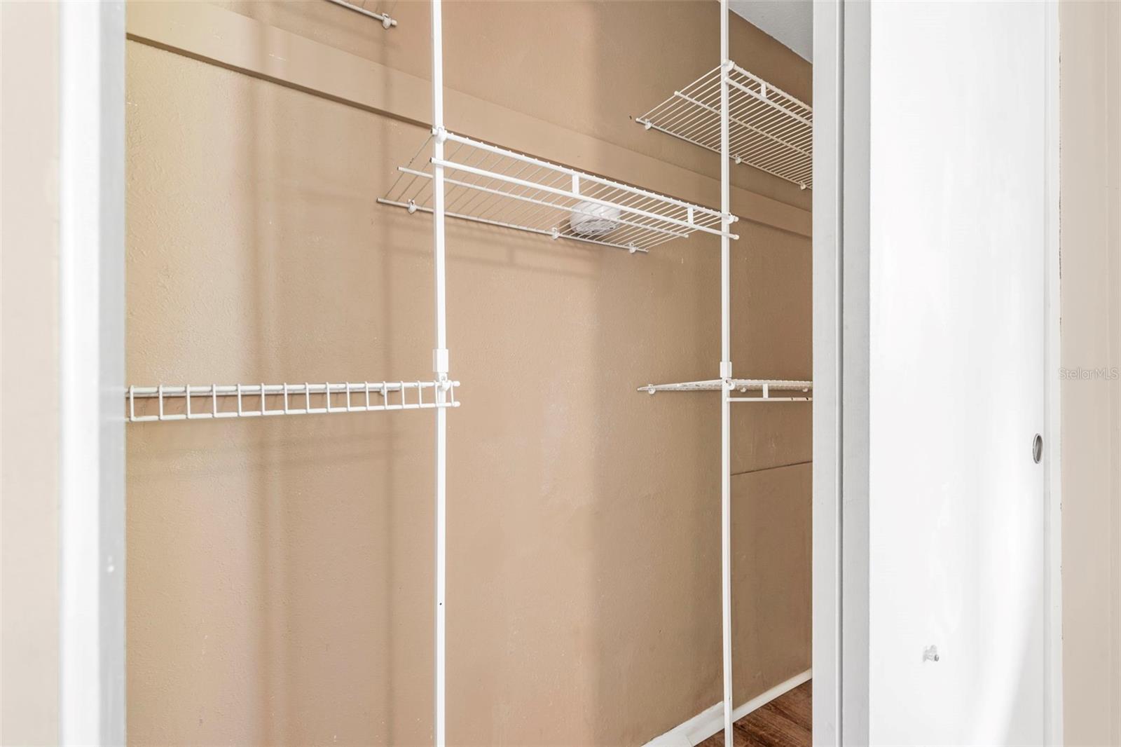 POMS PARK 3 - Residential