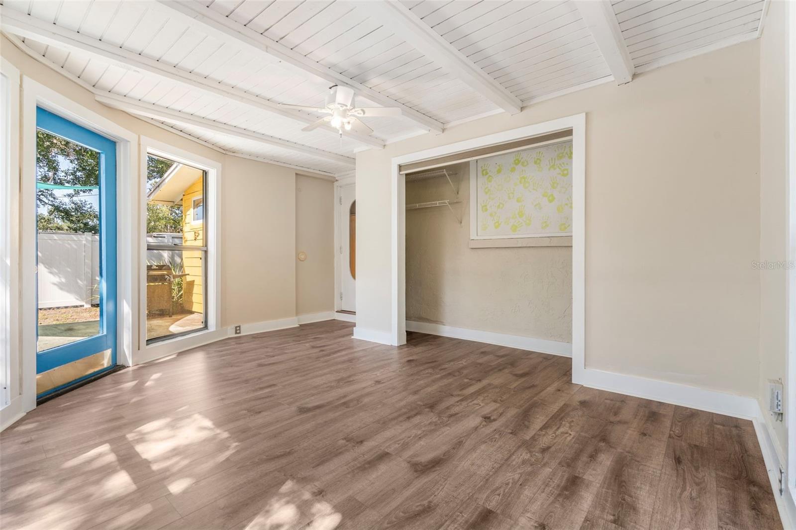 POMS PARK 3 - Residential